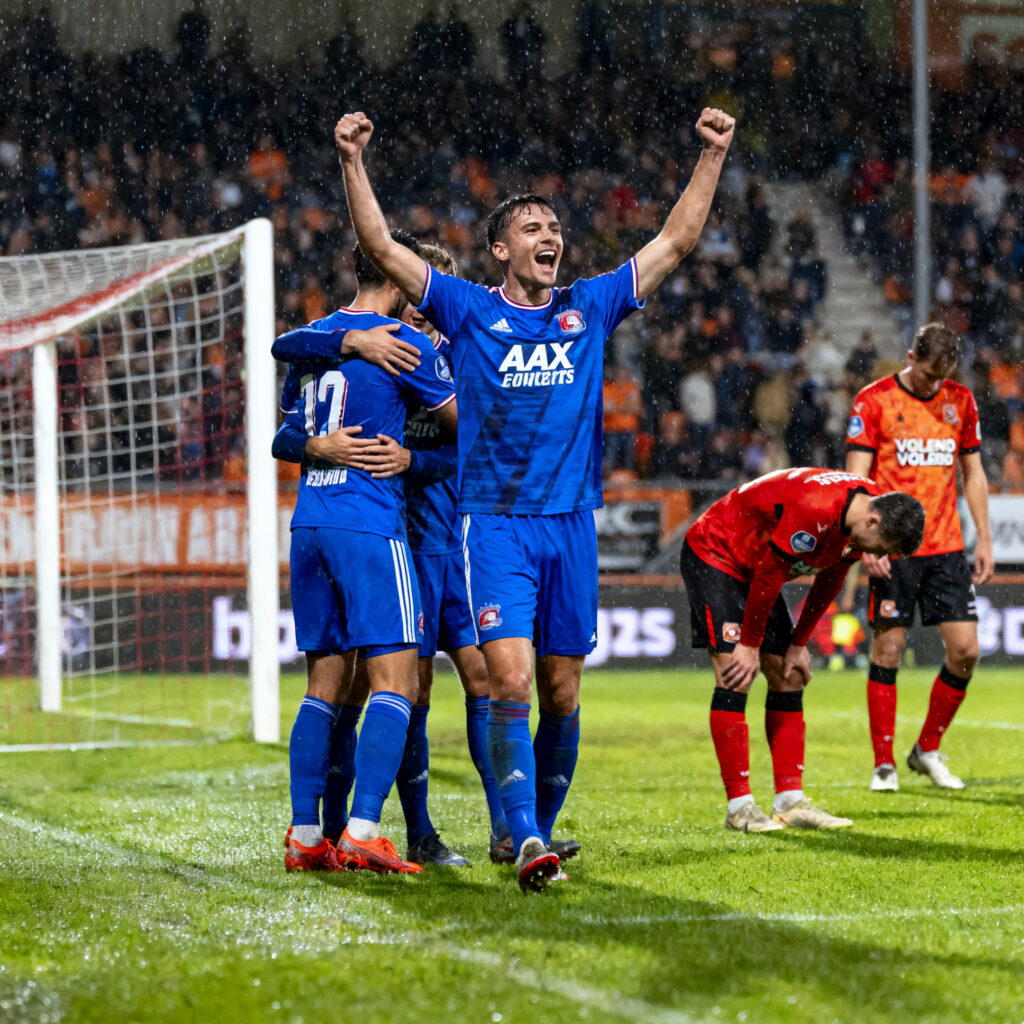 Az wint matige wedstrijd tegen volendam