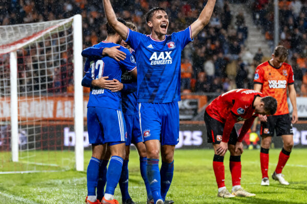 Az wint matige wedstrijd tegen volendam