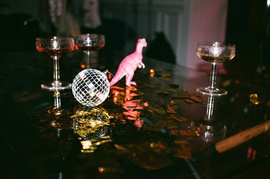 Leo Alkemade in de media-aandacht rond de Nederlandse film Champagne