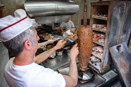 Broodje doner in het centrum van Nieuwskop voor artikel over beste doner Nieuwskop